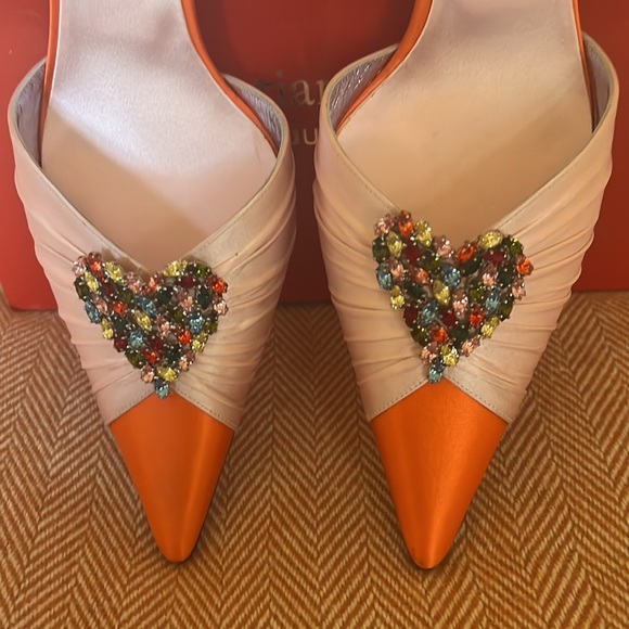 NIB FABULOUS EVENING MULES! Heel height- 2 1/2” - Picture 3 of 4